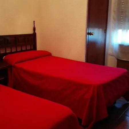 Gasthuis Hostal Escucha 2*