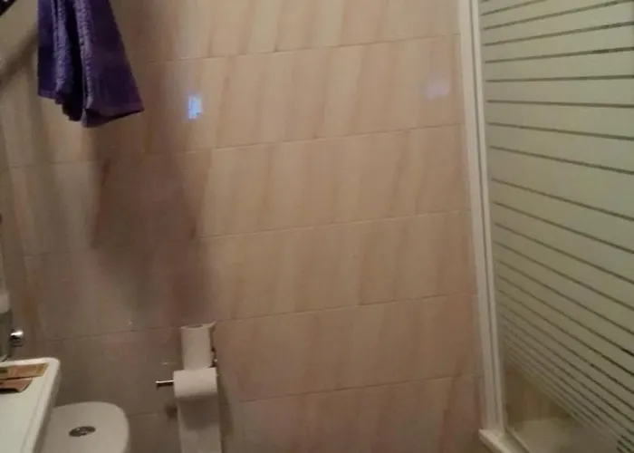 Hostal Escucha Gæstehus 2*