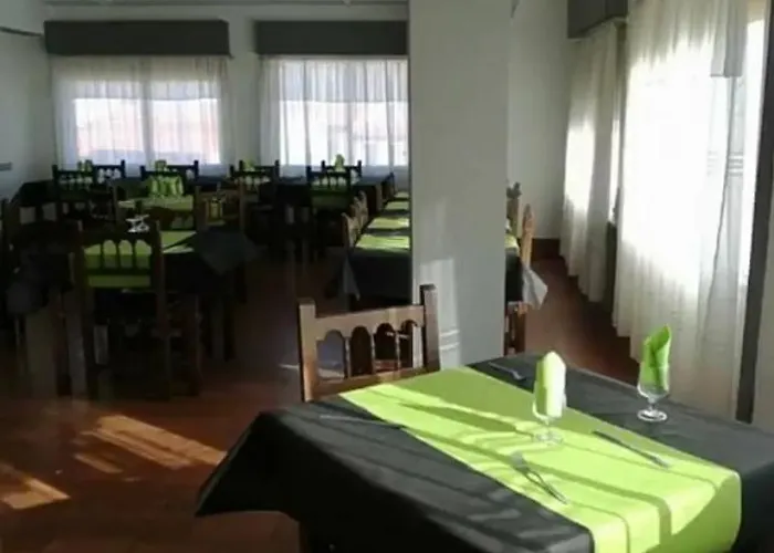 Hostal Escucha Gæstehus 2*